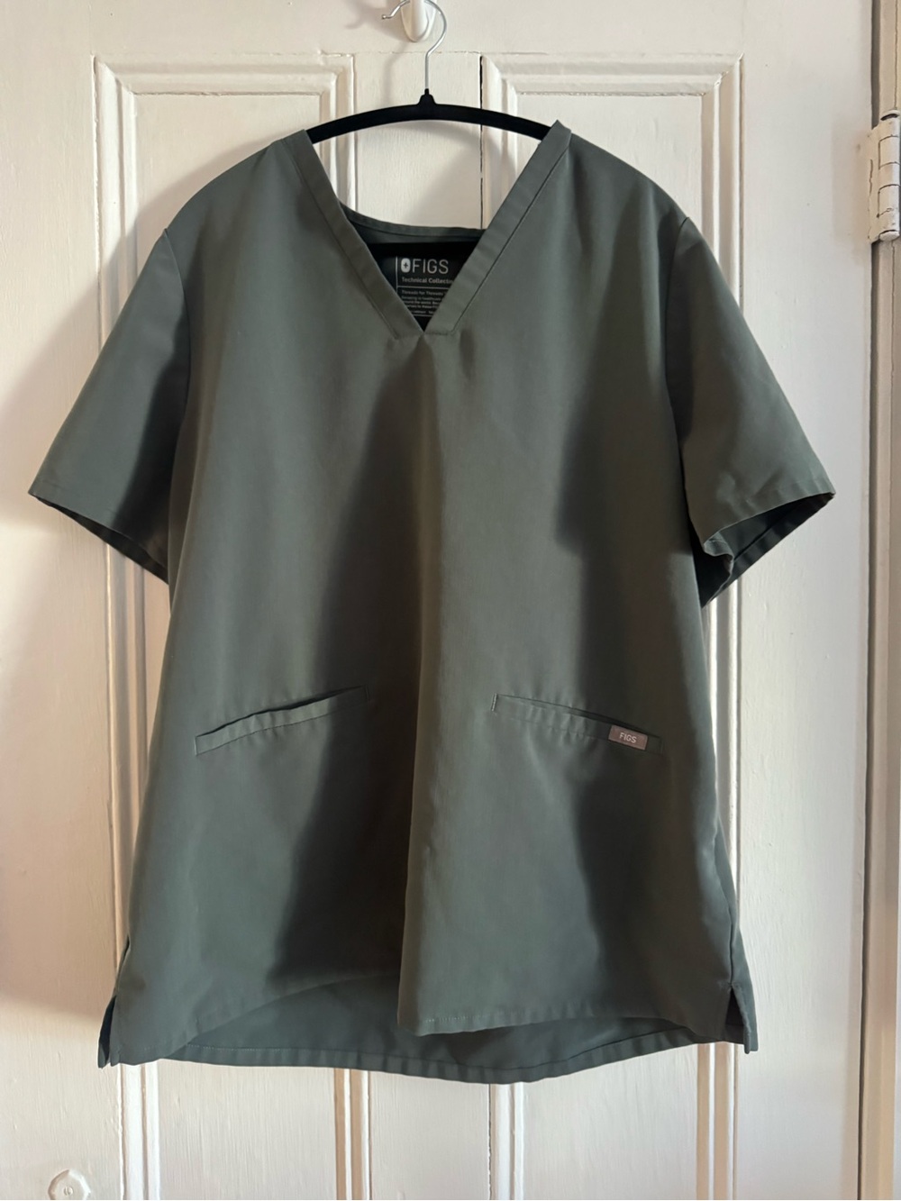 FIGS Bonsai V-Neck Medical Scrub Top